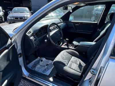 Mercedes E 200 E 200 Lim. *TÜV Neu* Steuerkette Neu*Klimaautom* (1998) - Photo 7