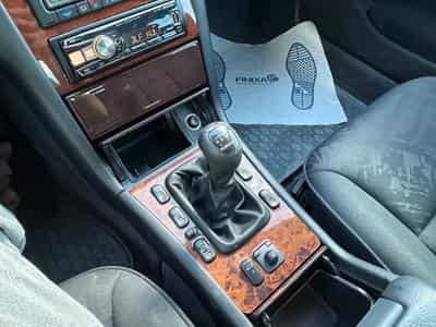 Mercedes E 200 E 200 Lim. *TÜV Neu* Steuerkette Neu*Klimaautom* (1998) - Photo 12