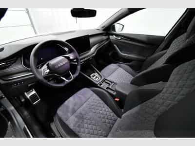 Skoda Octavia Octavia Combi 2.0 TDI DSG Sportline - AHK, Pano, (2025) - Photo 6