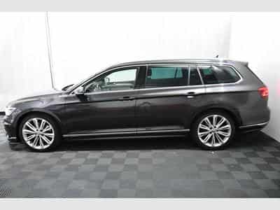 VW Passat Passat Variant R-Line 4Motion, AHK, DCC, Pano., (2019) - Photo 2