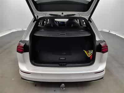 VW Golf 2.0 TDi R-Line Business Premium DSG (2024) - Foto 14