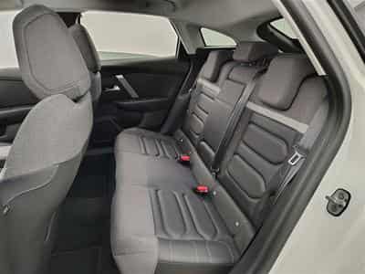 Citroen C4 1.2 PureTech Feel *NAVI/T.OUV/FULL LED/CAM360/PDC* (2023) - Foto 13