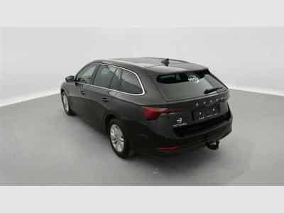 Skoda Octavia SW 1.0 TSI Clever+ NAVI / FULL LED / CLIM (2022) - Foto 2