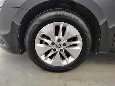 Skoda Octavia SW 1.0 TSI Clever+ NAVI / FULL LED / CLIM (2022) - Foto 6