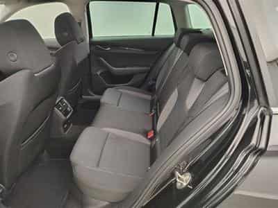 Skoda Octavia SW 1.0 TSI Clever+ NAVI / FULL LED / CLIM (2022) - Foto 13