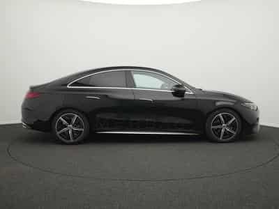 Mercedes CLA 180 AMG-Line (2025) - Photo 5