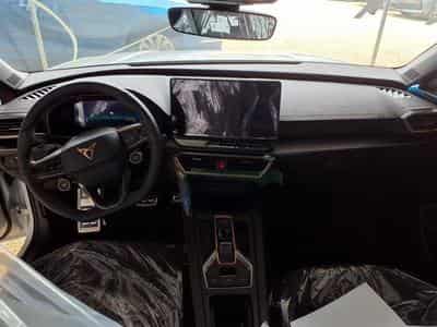Cupra Leon VZ 2.0 TSI (2026) - Photo 7