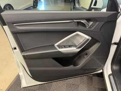 Audi Q3 Q3 S line 1.4 45 TFSI 245CH (2024) - Photo 8