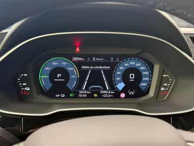 Audi Q3 Q3 S line 1.4 45 TFSI 245CH (2024) - Photo 14