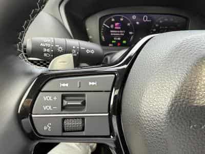 Honda ZR-V -25% 2.0 i-MMD 184ch e:HEV Advance MY26 (2026) - Photo 15