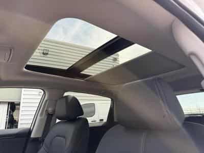 Honda ZR-V -25% 2.0 i-MMD 184ch e:HEV Advance MY26 (2026) - Photo 13
