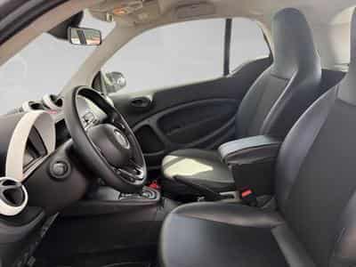 Smart Fortwo coupé Elektromotor 60kW Essential (2020) - Photo 6