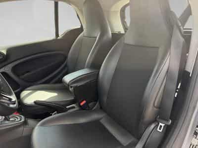 Smart Fortwo coupé Elektromotor 60kW Essential (2020) - Photo 13