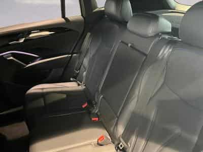 VW Tiguan 2.0 TSI 4Motion R-Line 265 (2025) - Photo 10