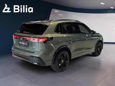 VW Tiguan 2.0 TSI 4Motion R-Line 265 (2025) - Photo 12