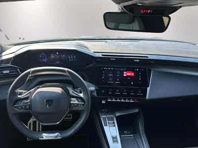 Peugeot 308 1.2 HYBRID 145 GT E-DCS6 (2025) - Photo 10