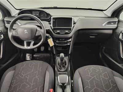 Peugeot 2008 1.2i PureTech Signature S&S (EU6.2) (2019) - Photo 8