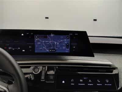 Peugeot 3008 1.2 HYBRID 136cv e-DSC6 Allure Pack NAVI / FULL LED / CAMERA (2025) - Photo 11