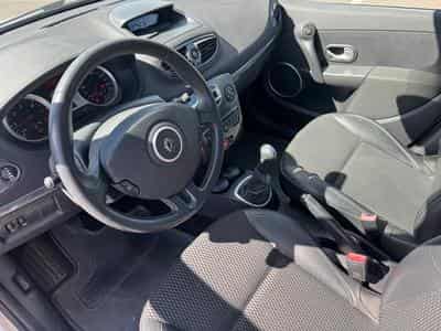 Renault Clio 1.5 cdi (2009) - Photo 7