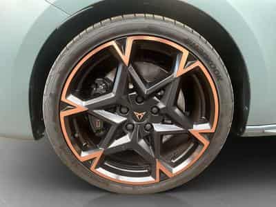 Cupra Leon ST+VZ+PHEV+DSG+Sound-immersive+Skyline+LM19 (2025) - Photo 8