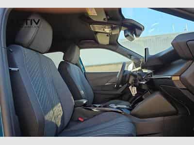 Peugeot 2008 Hybrid 145 e-DCS6 Allure (2026) - Photo 9