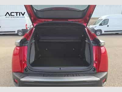 Peugeot 2008 Hybrid 145 e-DCS6 Allure (2026) - Photo 11