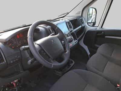 Peugeot Boxer Plateau DC 435 L4 (2024) - Photo 11