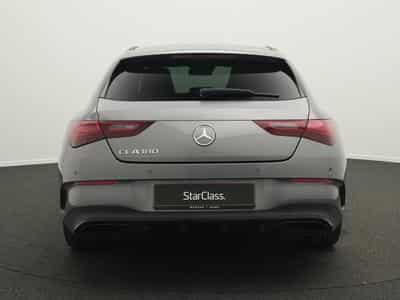 Mercedes CLA 180 AMG-Line (2025) - Photo 4