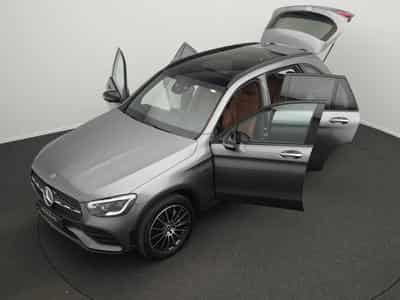 Mercedes GLC 300 de 4MATIC AMG-Line Pano+AHK+Night+360° (2022) - Photo 14