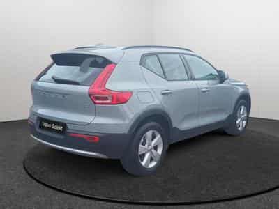 Volvo XC40 Essentiel B3 Mild Hybrid (2025) - Foto 2