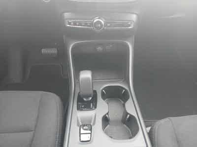 Volvo XC40 Essentiel B3 Mild Hybrid (2025) - Foto 11