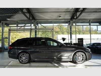 BMW 530 e Touring M Sport *1.Hand *AHK *MwSt. *ACC (2021) - Photo 6