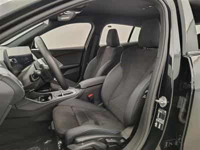 BMW 120 120iA Pack M NAVI / FULL LED / CAMERA / JA 18" (2025) - Photo 7