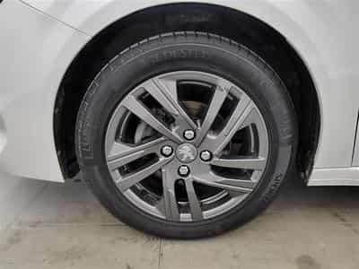 Peugeot 208 1.2i PureTech Active MIRRORLINK / FULL LED / PDC AR / JA 16" (2022) - Photo 6