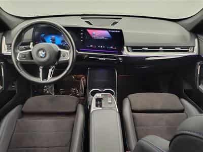BMW X1 1.5iA MHEV PACK M/NAV/CARPLAY/CAM 360/HK/KEYLESS/HUD (2023) - Photo 8