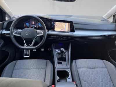 VW Golf VIII 2.0 TDI 85kW Life (2023) - Photo 4