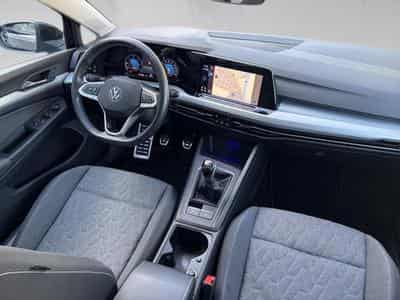 VW Golf VIII 2.0 TDI 85kW Life (2023) - Photo 6
