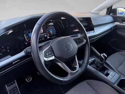 VW Golf VIII 2.0 TDI 85kW Life (2023) - Photo 8