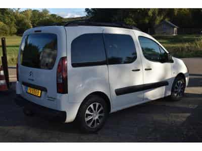 Citroën Berlingo 1,6 HDi 5 places (2014) - Photo 4