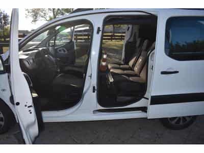 Citroën Berlingo 1,6 HDi 5 places (2014) - Photo 11