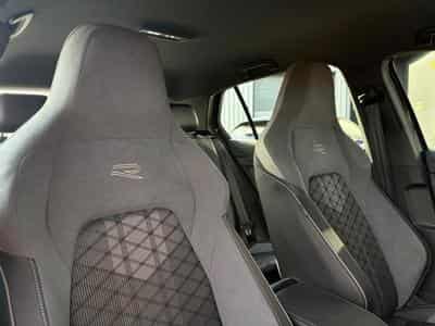 VW Golf VIII R-Line 1.5 130ch/Cockpit/Car Play (2024) - Photo 7