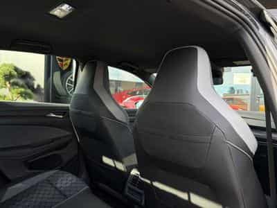 VW Golf VIII R-Line 1.5 130ch/Cockpit/Car Play (2024) - Photo 11