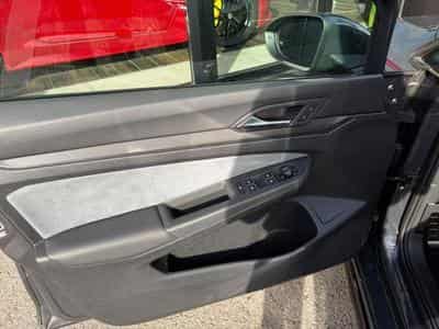 VW Golf VIII R-Line 1.5 130ch/Cockpit/Car Play (2024) - Photo 12