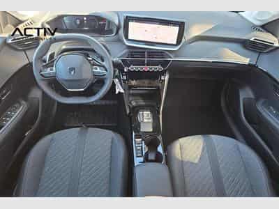 Peugeot 208 Hybrid 110 ch e-DCS6 Allure (2025) - Photo 12