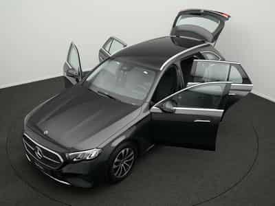 Mercedes Classe E T Avantgarde LED+AHK+Kamera+Totw (2024) - Photo 14