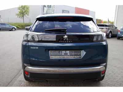 Peugeot 3008 PureTech 130 EAT8 Allure (2024) - Photo 3