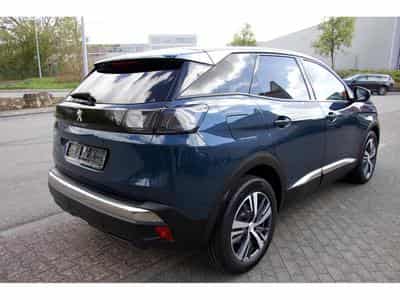 Peugeot 3008 PureTech 130 EAT8 Allure (2024) - Photo 4