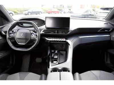 Peugeot 3008 PureTech 130 EAT8 Allure (2024) - Photo 8