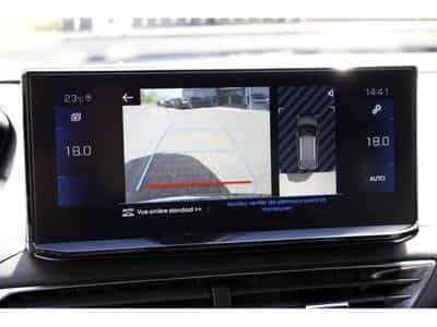 Peugeot 3008 PureTech 130 EAT8 Allure (2024) - Photo 12