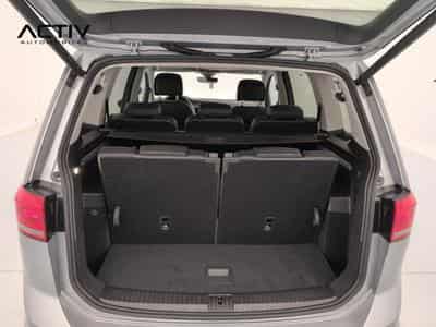 VW Touran 2.0 TDI 150 DSG7 7pl Life Plus (2025) - Photo 11